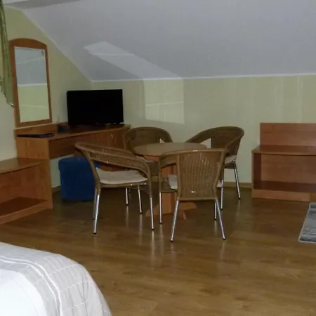 Ika Nocleg ze śniadaniem