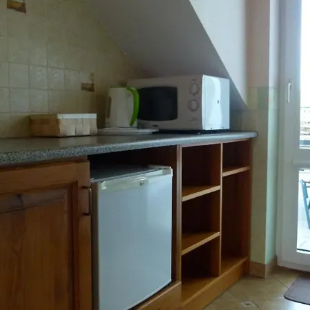 Nocleg ze śniadaniem Ika 3*