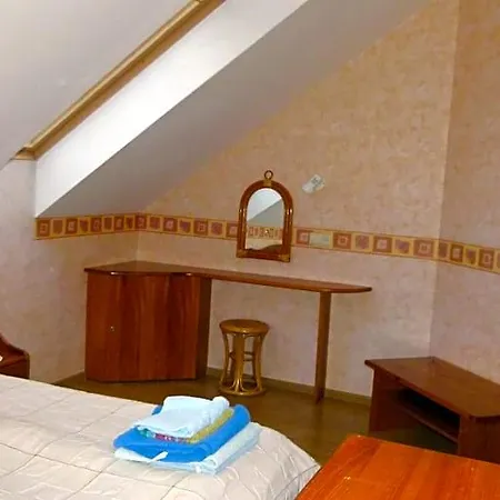 Ika Panzió 3*