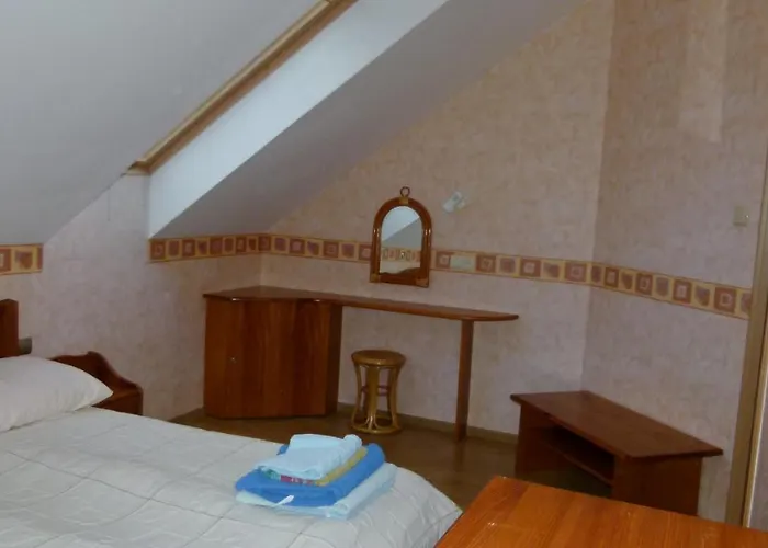 Ika Bed & Breakfast 3*