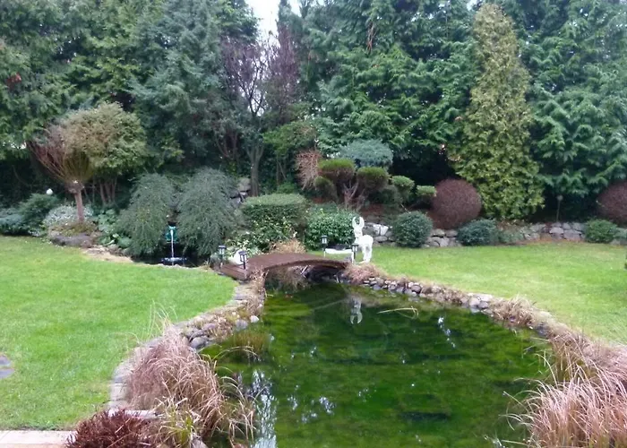 Ika Bed & Breakfast 3*