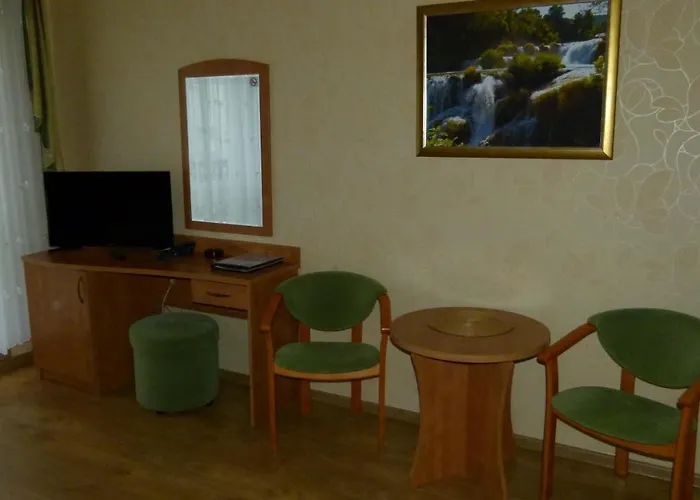 Bed & Breakfast Ika 3*