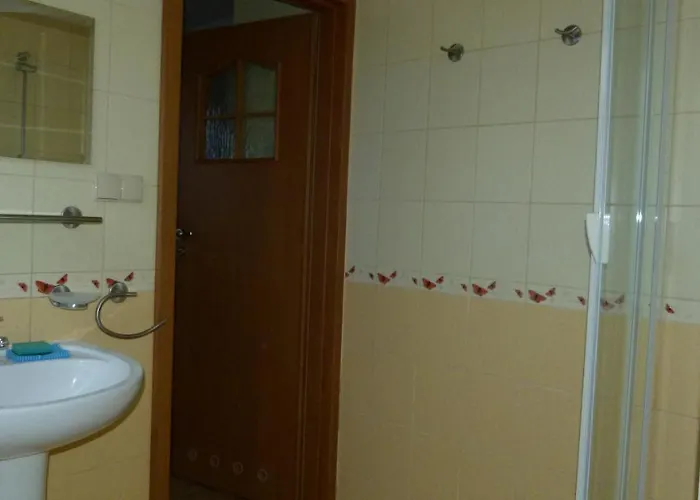 Oda ve Kahvaltı Ika