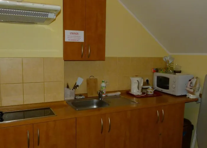 Bed & Breakfast Ika 3*